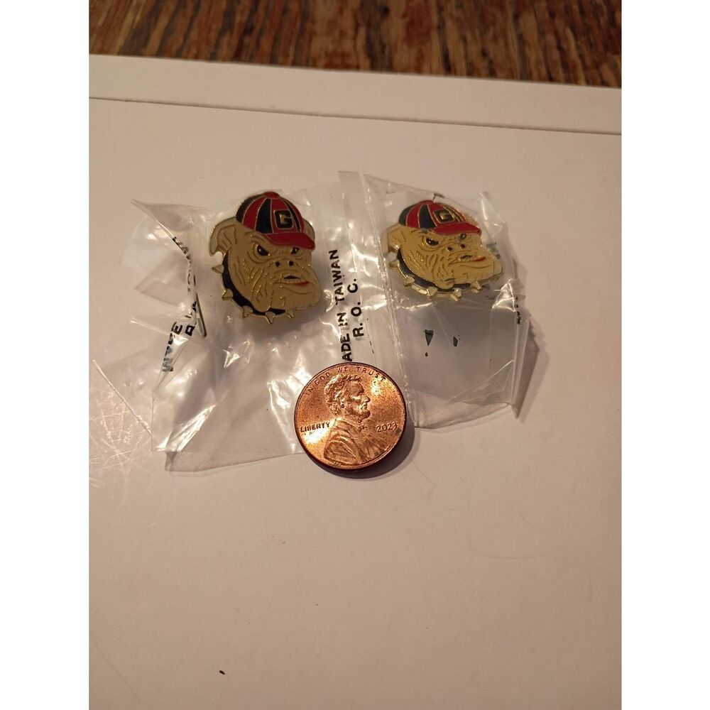 Lot 2 Vintage University Georgia Bulldogs Bulldog Head Enamel Pin Hat Lapel NCAA